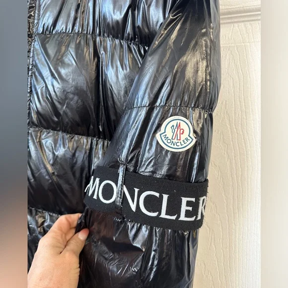 Moncler Preloved Coat with flaws